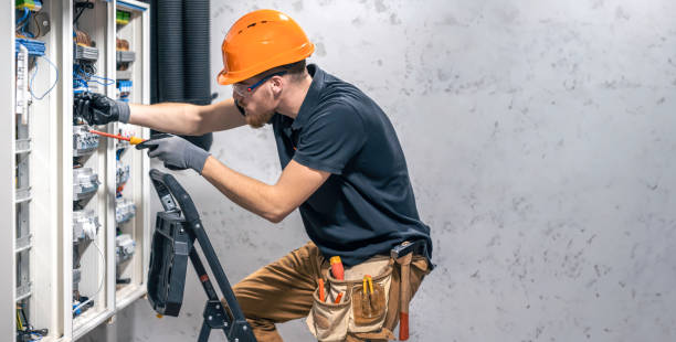 Best Commercial Electrician Services  in Oak Hill, TN